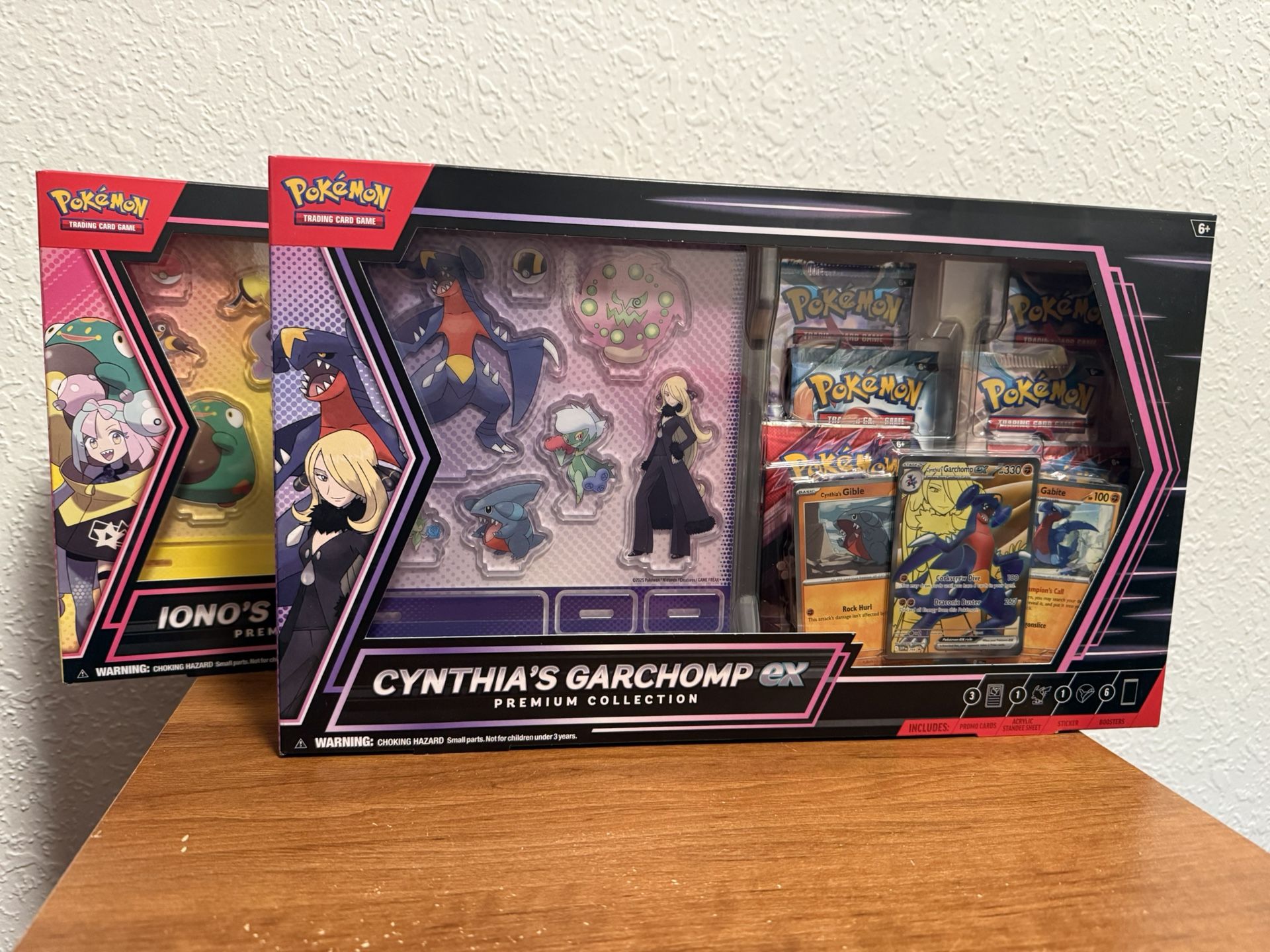 Pokemon. Cynthia’s garchomp + Iono’s bellibolt Ex Collections
