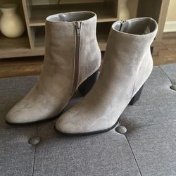 Tall Gray Boots Size 9