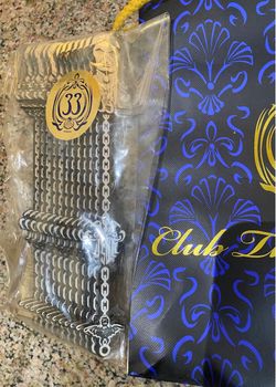 12 Brand new in original packaging Disneyland Club 33 Haunted Mansion 50th Anniversary Swizzle Sticks. Package has small tear however all stirrers wer