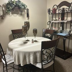 Dining Room Table And Hutch
