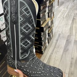 mens western boots 