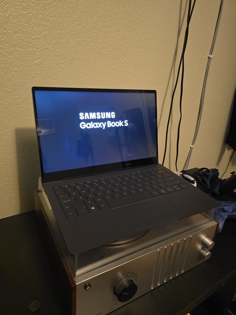 Galaxy Book S 