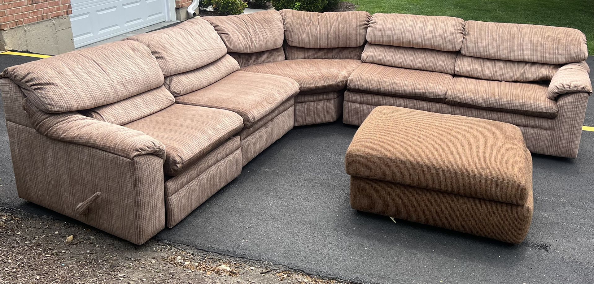 Sectional Couch Set With Pull Out Bed And Ottoman 