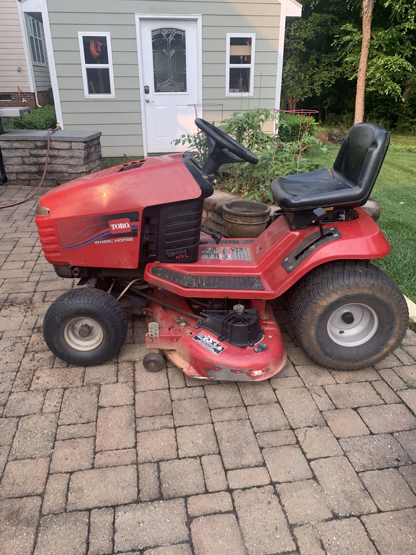 Riding Lawn Mower