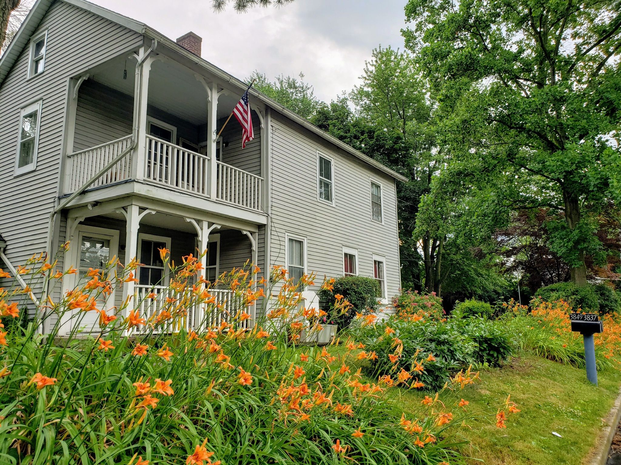 3.5 Bedroom 1 Bath House With Great Yard