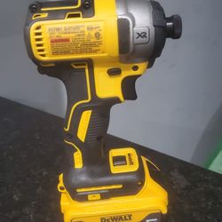 Dewalt Impact Drill And 5 Ah Battery