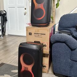 JBL - Partybox Live 120 | +200W JBL Pro Sound, Bluetooth Portable Speaker w/ LED Lights, Wireless Mic