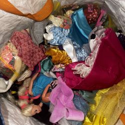 VTG Barbie Dolls Accessories Clothes 