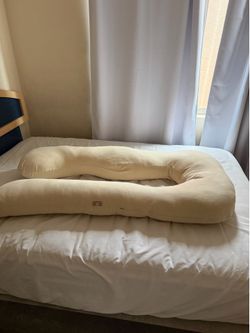 U-Shaped Pregnancy Body Pillow