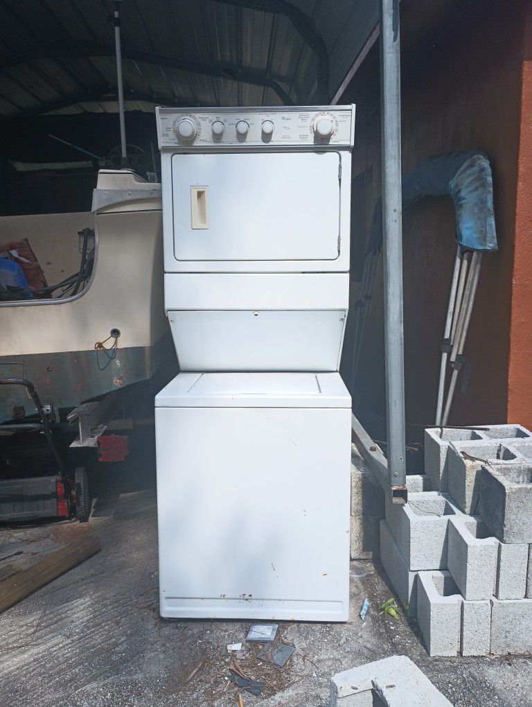 Whirlpool Twin Stack Heavy Duty Used In good condition.  !
