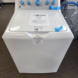 4.6 cu. ft. High-Efficiency Top Load Washer in White with Stain PreTreat, ENERGY STAR
