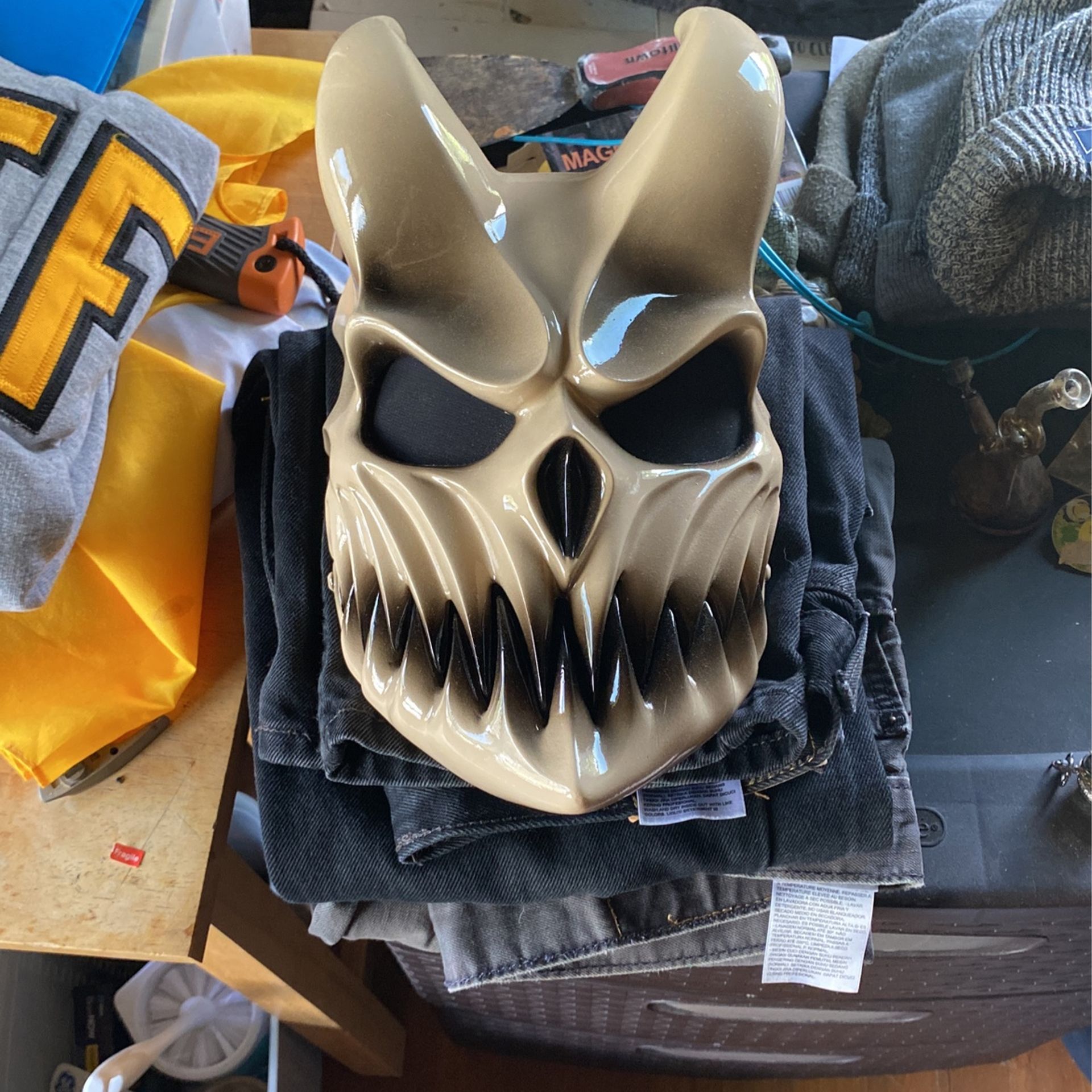 Alex Terrible Mask