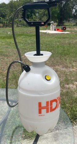 5 gallon HDX  YARD SPRAYER