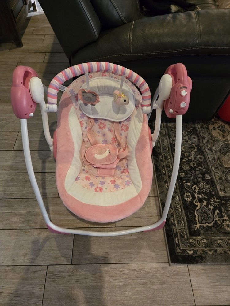 Vikua Foldable Baby Swing