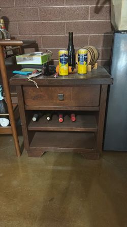 wood coffee table/end table
