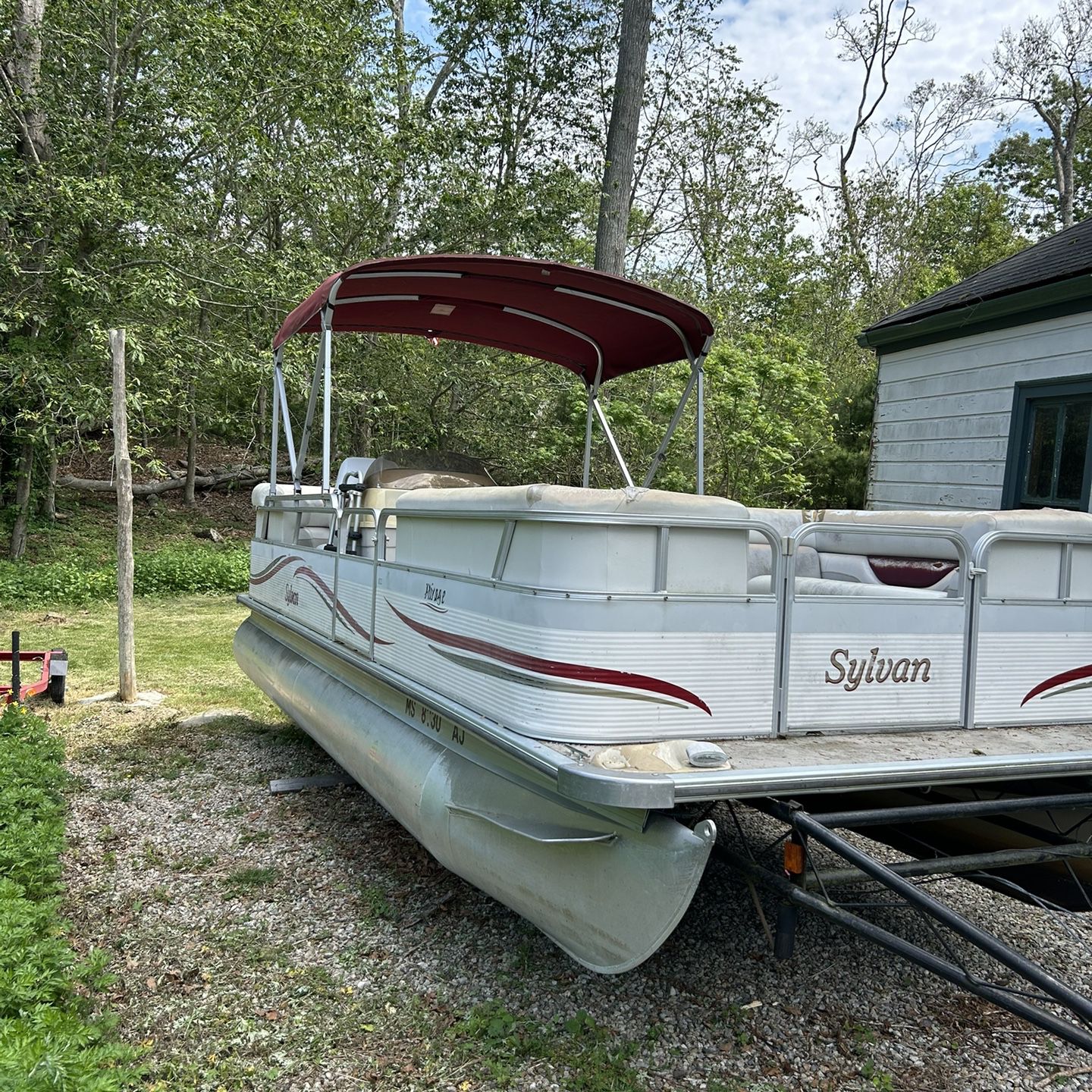22’ Sylvan Pontoon Boat w/ 60 hr Yamaha and Trailer