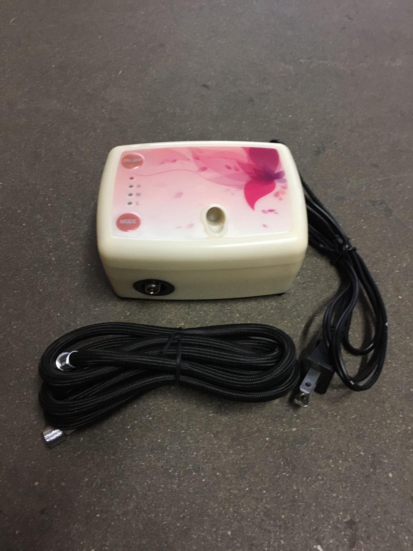 New in box $15 mini airbrush compressor with air hose