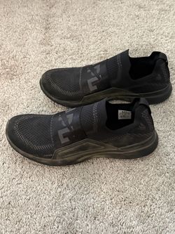 APL TechLoom Bliss sneakers size 9.5