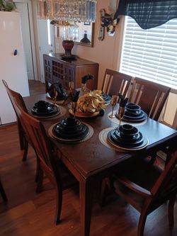 Furniture Dinnette Table