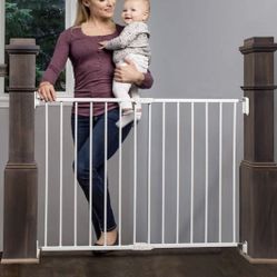 REGALO 2-IN-1 EXTRA WIDE STAIRWAY AND HALLWAY WALK THROUGH BABY SAFETY GATE WITH MOUNTING KIT