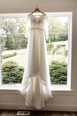 Beautiful Unique Wedding Dress