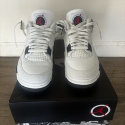 Jordan 4