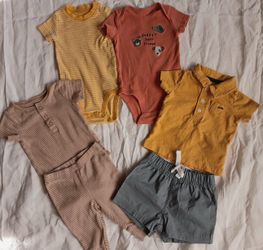 3 M Baby Boy Carters Clothes Bundle