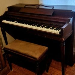Wurlitzer Piano 