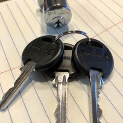 Chateau Cylinder Lock For Storage Unit