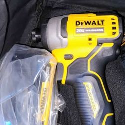 DeWalt Impact Drill 