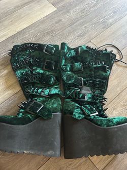 Velvet green emo/goth/punk/kink boots