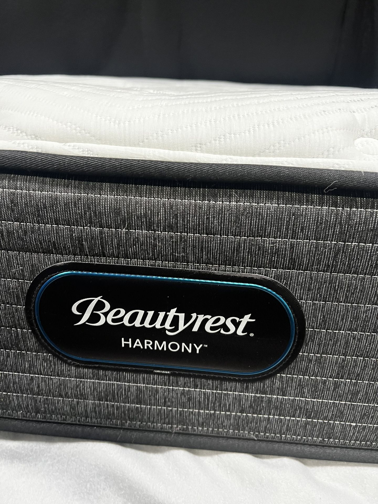 Lovely King 💖MATTRESS AND 💖BOX SPRING