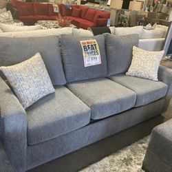 Beautiful Sleeper Sofa  😃 Free Delivery 📦 Simple Financing Available 