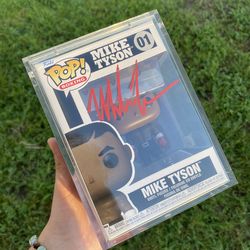 Mike Tyson Funko Pop ( signed )