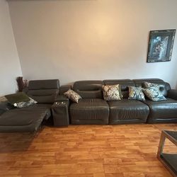 Dark Brown Leather Sectional Couch – Recliner + Pillows Included!