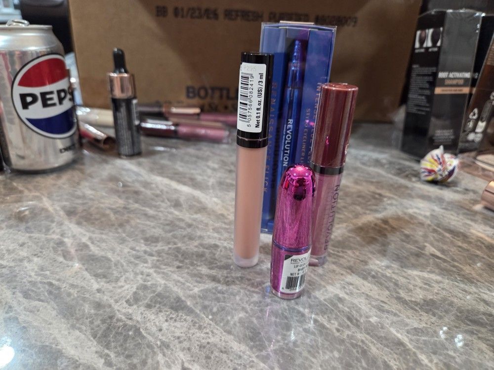 4 Piece Set