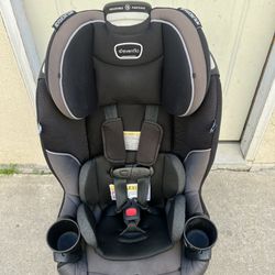 EVENFLO REVOLVE 360 ROTATING 