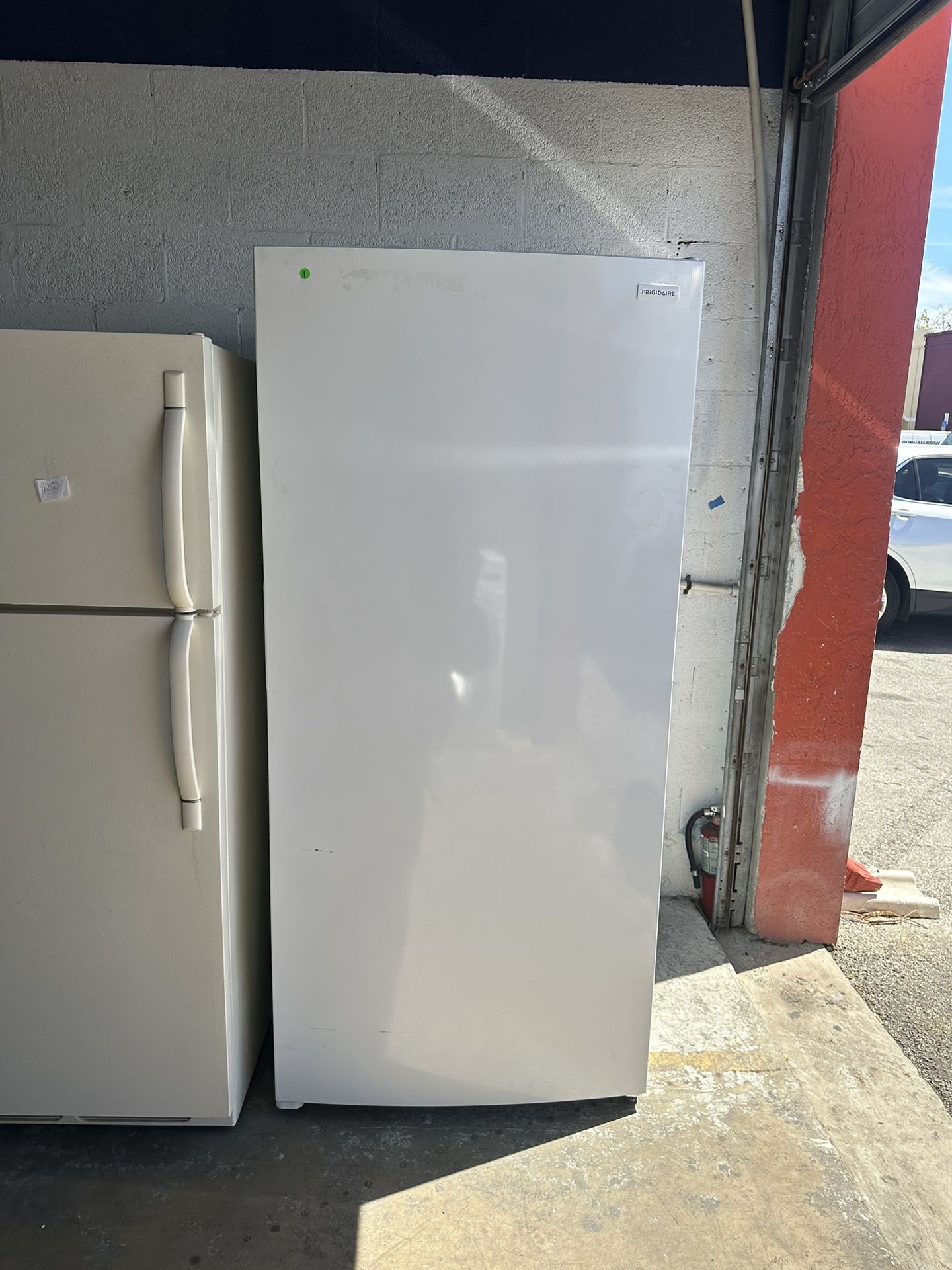 New Scratch And Dent Upright Freezer, Freezer