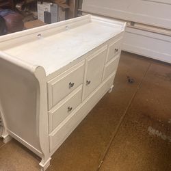 Dresser Changing Table With Drawers