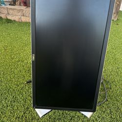 22” HDMI DELL GOES VERTICAL COMPUTER SCREEN MONITOR 47TH AVE. AND DOBBINS IN LAVEEN