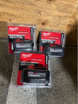 Milwaukee 8Ah brand new battery, price is for each one