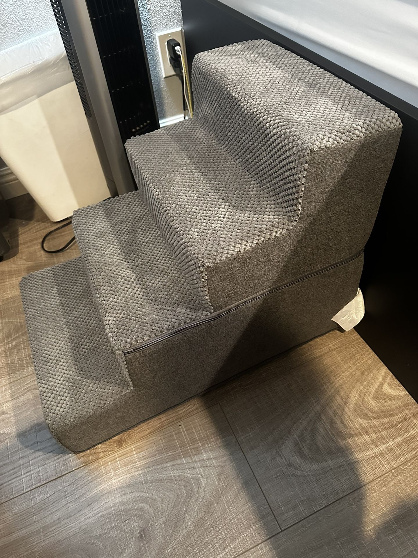 4 steps Dog Stairs For Bed or Couch - grey (15” X 24” X 18”)