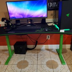 Arozzi Gaming Desk Green