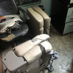 2000-2006 THIRD ROW SEAT $100