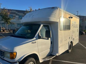 2003 Ford E-350
