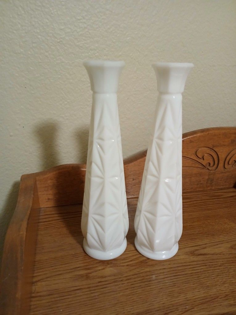 2 MILK WHITE FLOWER VASES