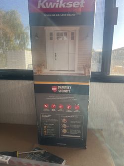 Kwikset Shelburne Front Entry Lock Set Tustin Lever In Satin Nickel 98001-107