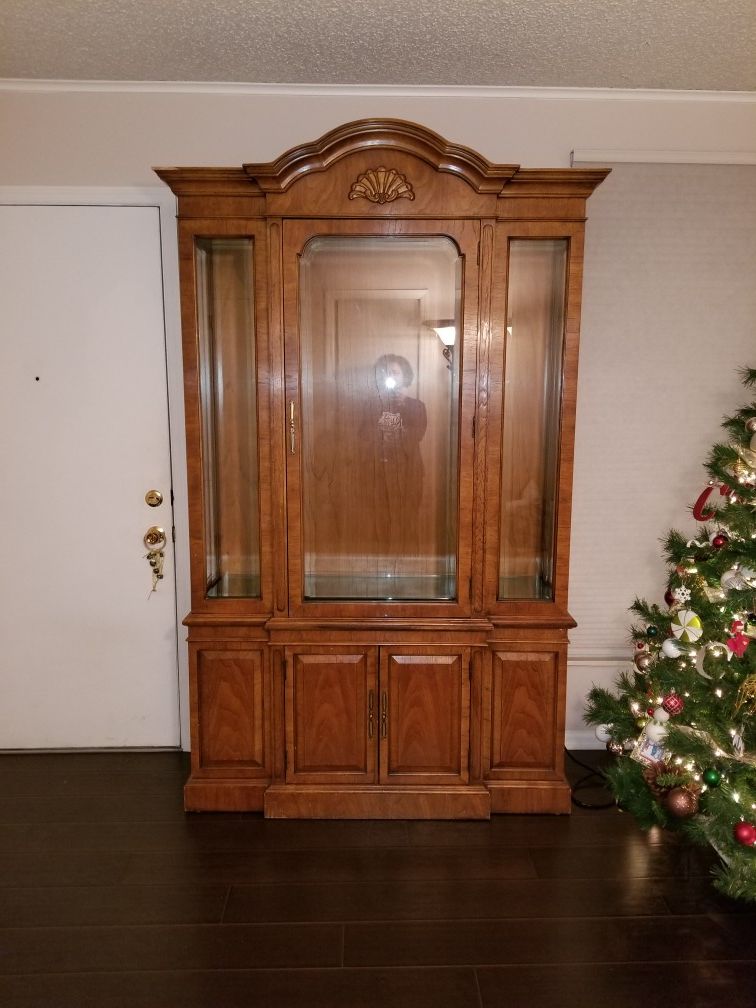 Solid Wood China Cabinet