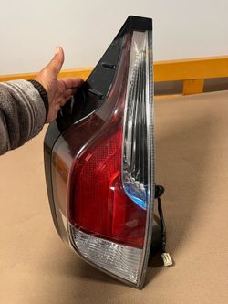 Genine Toyota Left Taillight for 2015 Prius C