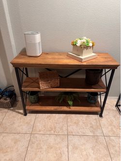 Entryway table